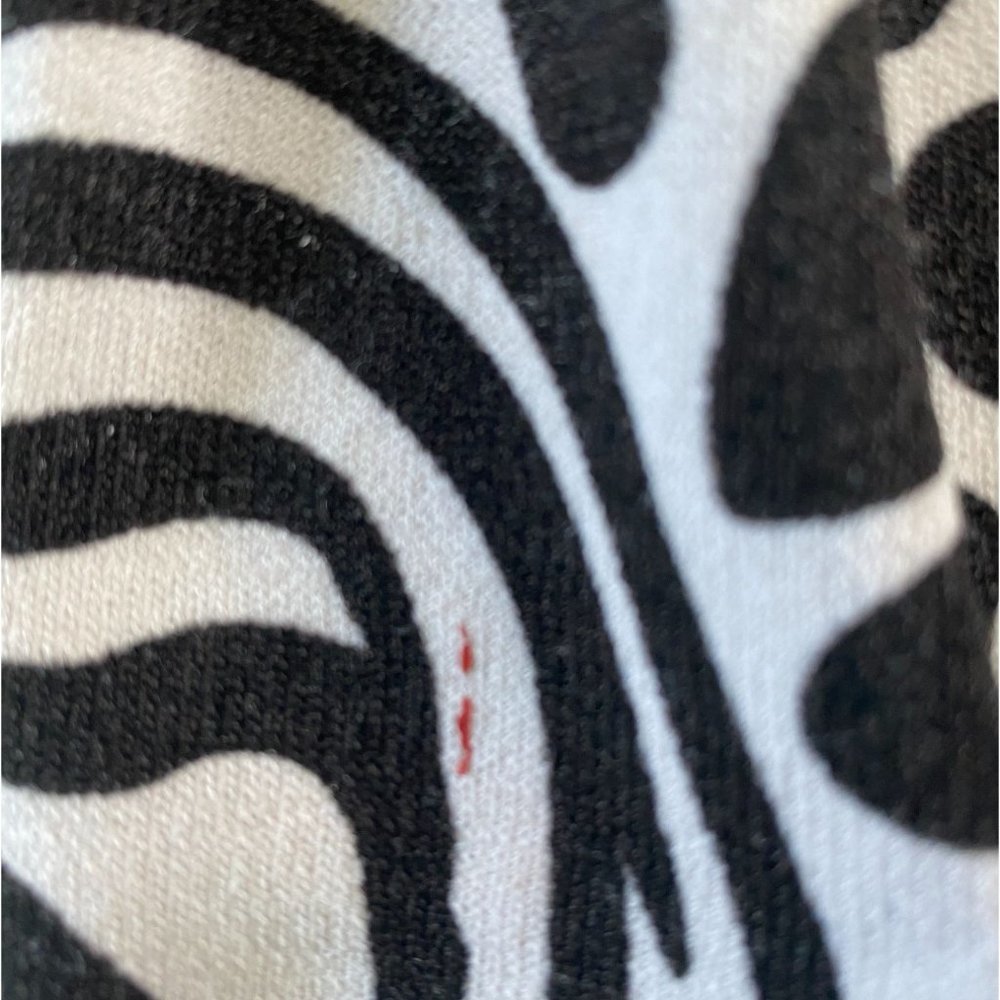 Joseph A Womens Black and White Zebra Knit Top S with Crochet Neckline Boho Y2K - Picture 6 of 9